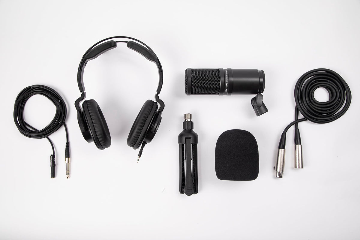 Dynamic Mic & Headphones Pack F85670