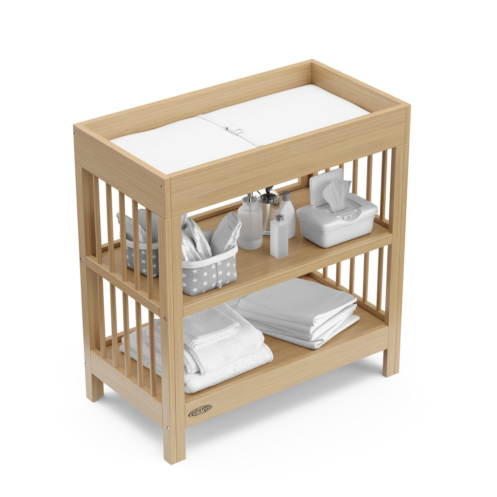 Changing Table with Changing Pad P937