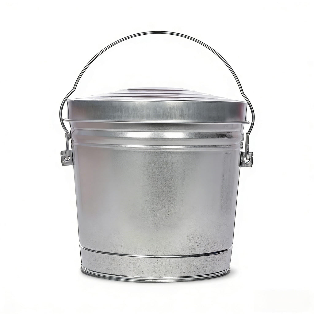 6 Gallon Galvanized Metal Trash Can with Lid E8408