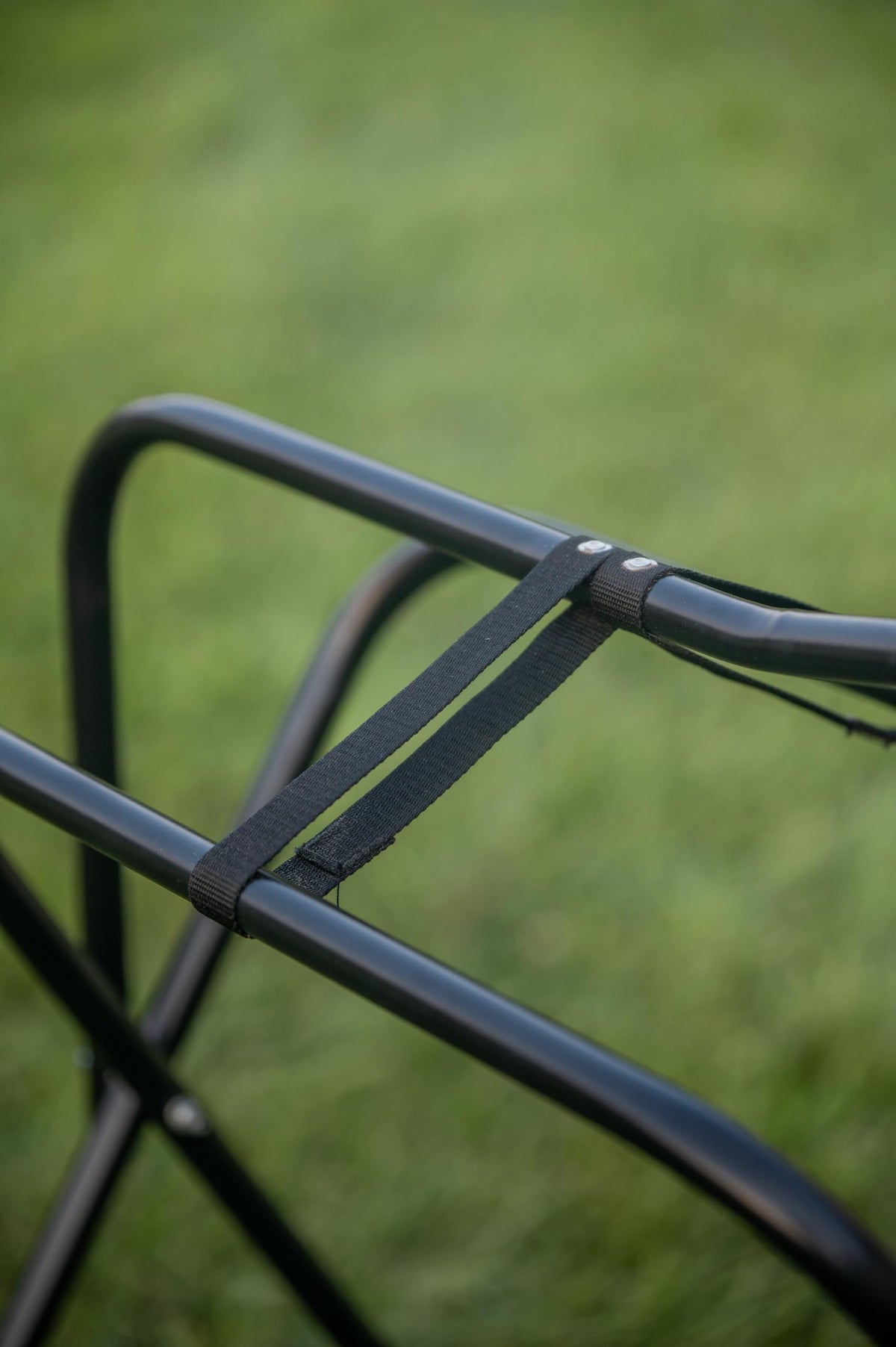Portable Folding Saddle Rack Powder-Coated Steel U696557