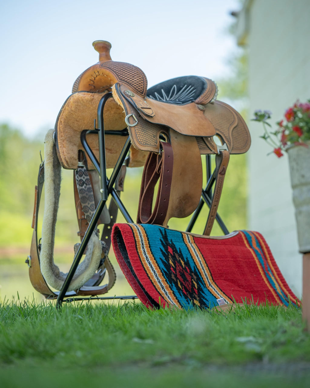 Portable Folding Saddle Rack Powder-Coated Steel U696557