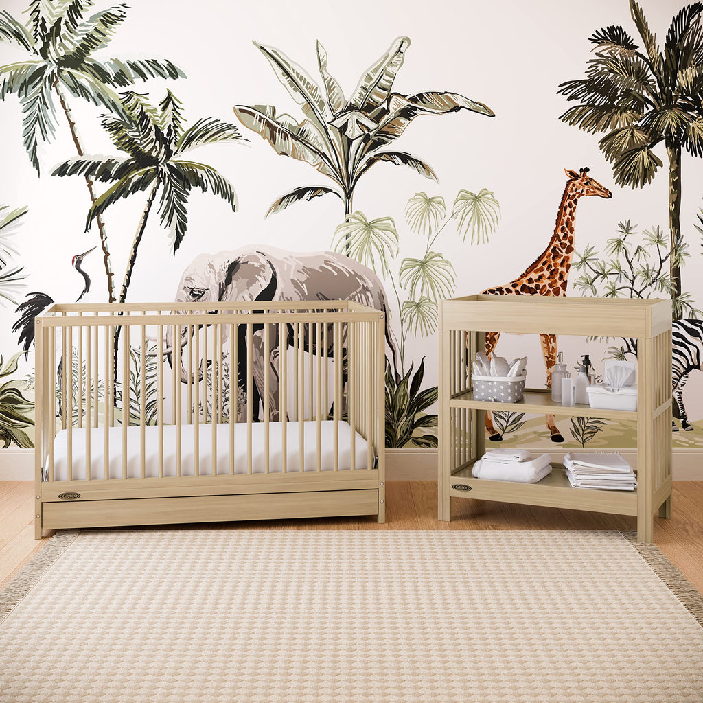 Changing Table with Changing Pad P937