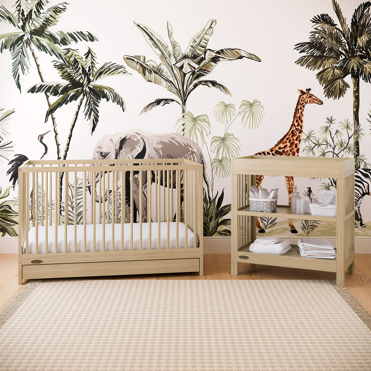 Changing Table with Changing Pad P937